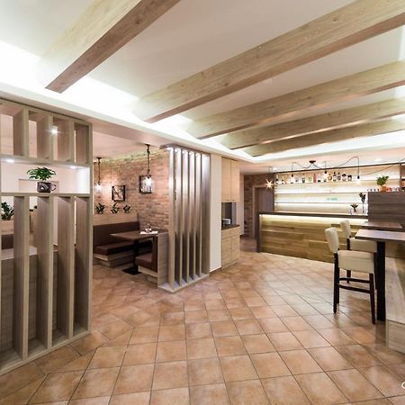 Gostilna S Prenocisci Pri Janezu Hotel Zgornja Loznica ภายนอก รูปภาพ